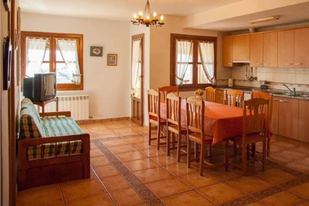 Апартаменты Apartamento San Hipolito Алькесар Экстерьер фото